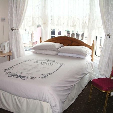 Hotel Sunny Ives Blackpool Exterior foto